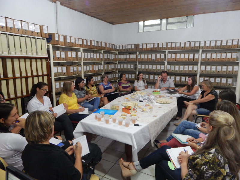 SMECD realizou reunião com diretores